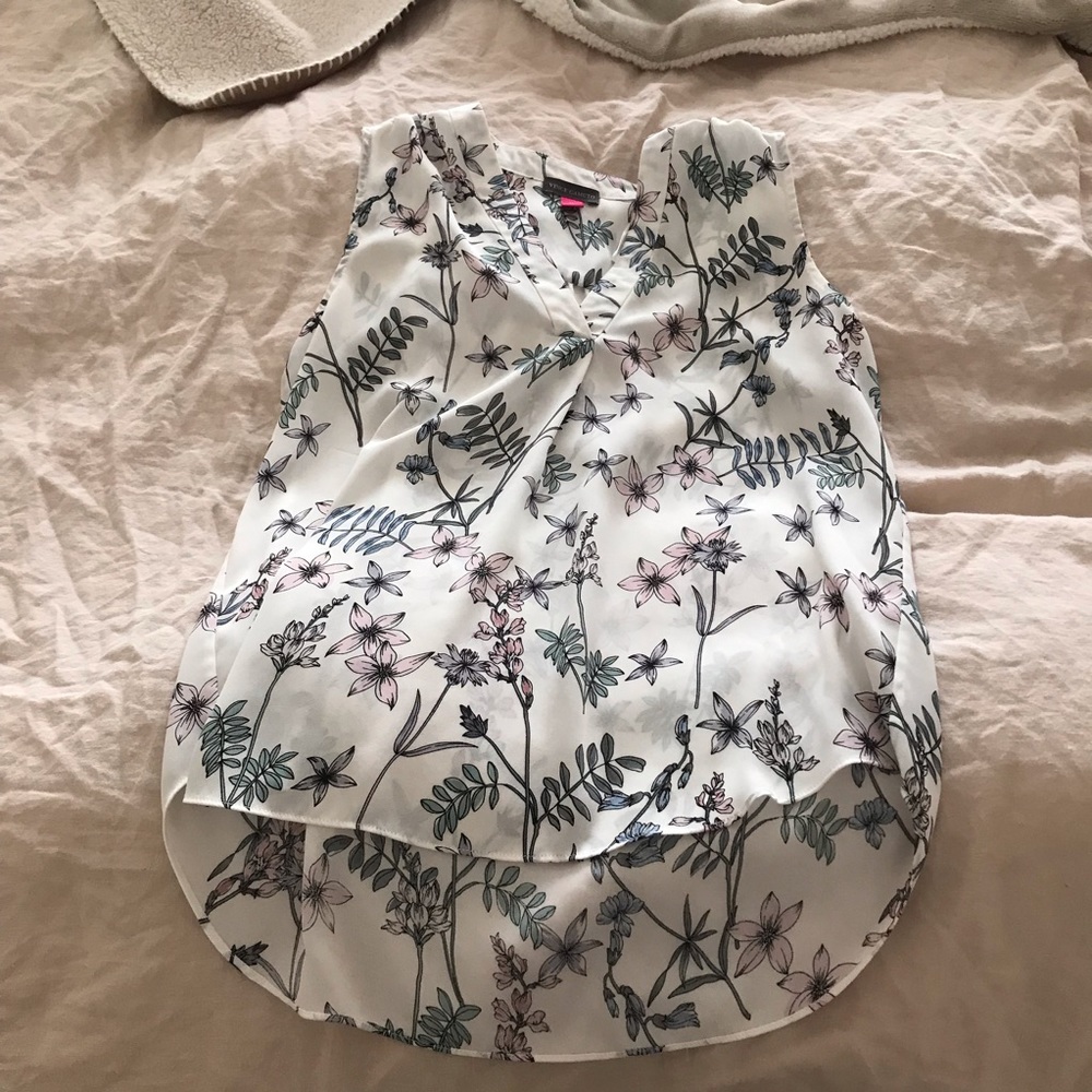 Floral Blouse. Make an offer !!